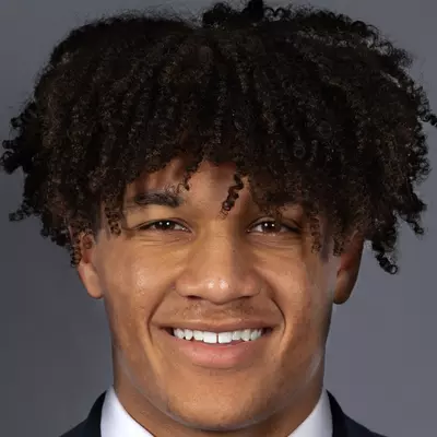 Eli Bowen headshot