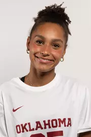 Aleksia Christensen 2024 Headshot