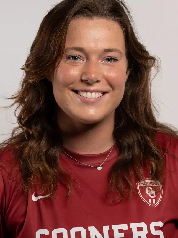 Caroline Duffy 2024 Headshot