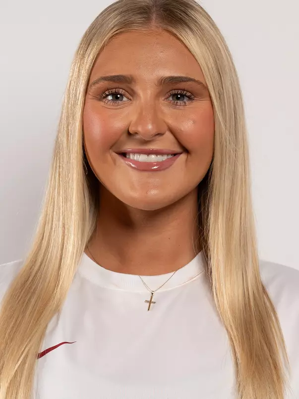 Cassie Clifton 2024 Headshot
