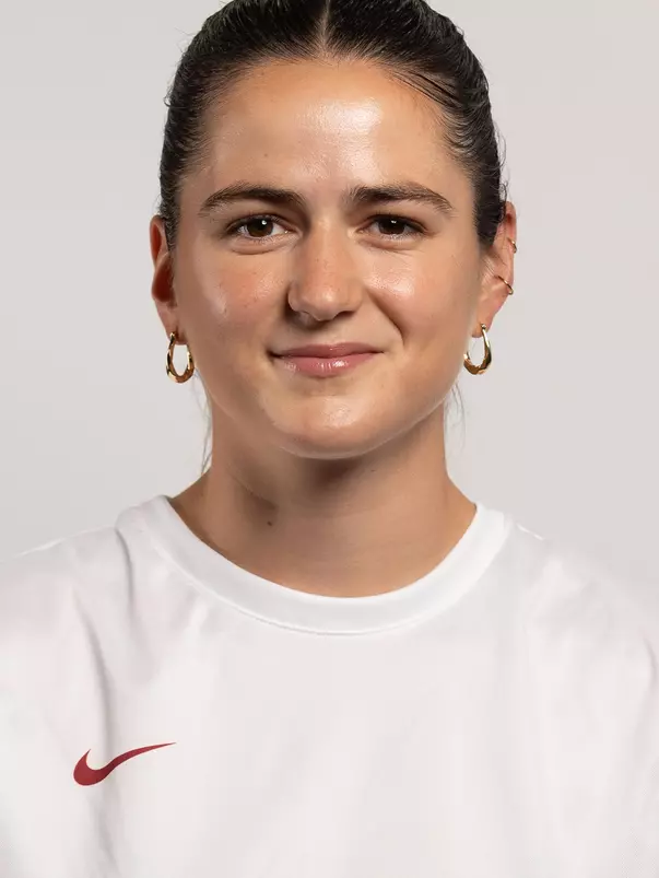 Leonie Weber 2024 Headshot