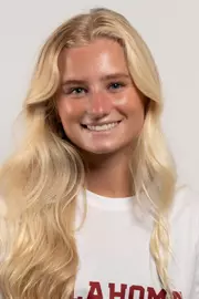 Meredith King 2024 Headshot