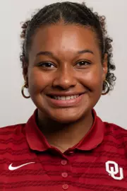 Nailea Fields, Headshot