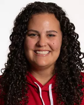 Maddie Beal Headshot