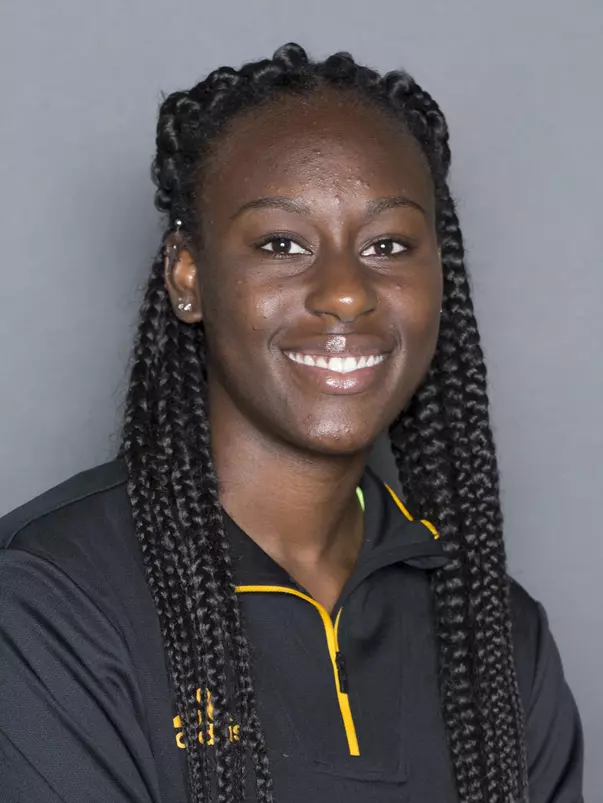 Destini Brown Headshot