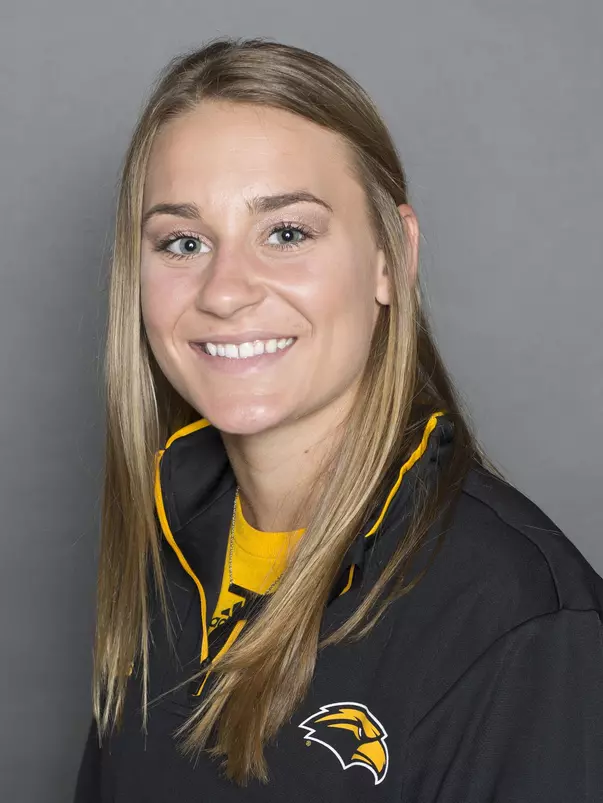 Kaley Fruge Headshot