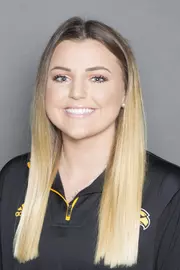 Abby Trahan Headshot