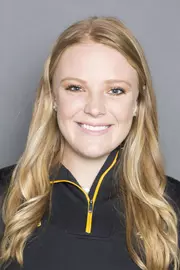 Samantha Papp Headshot
