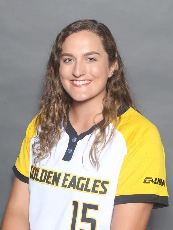 #15 Makenna Pierce (Head Shot)