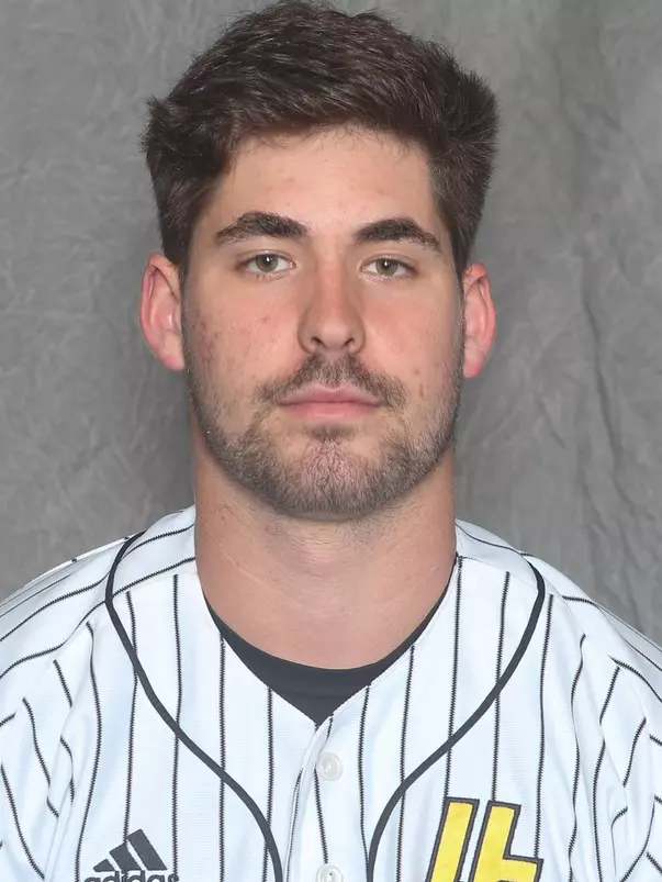Ewing Headshot 2021