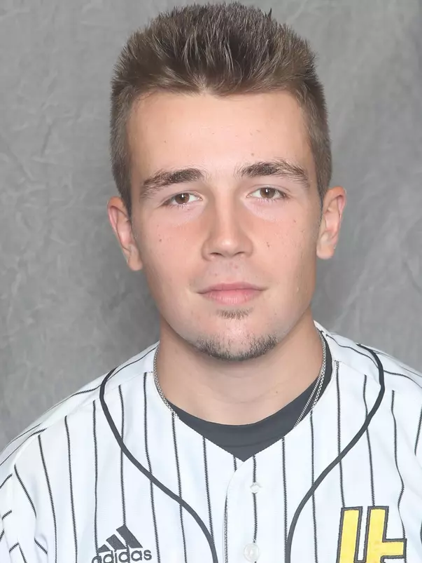 Tynes Headshot 2021