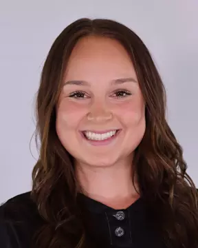 Hannah Borden 2022 Headshot