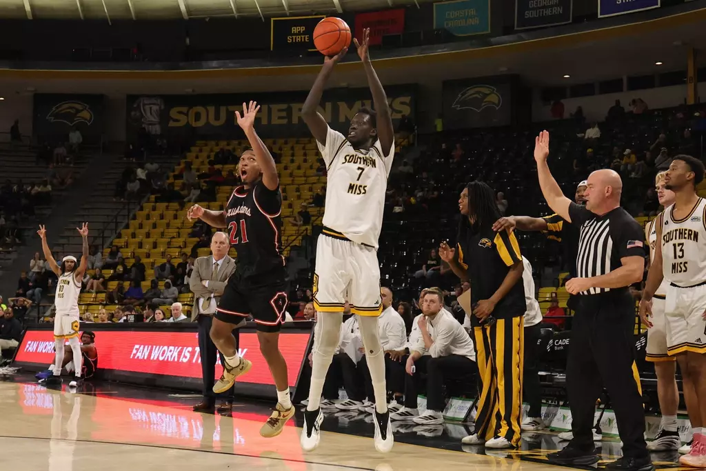 Men's Basketball Action in a game between Southern Miss Golden Eagles and William Carey and in the NCAA Men's Basketball game. November 18, 2025 (Joe Harper/bgnphoto.com)
