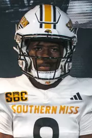 Daron Jiles Signing Head Shot