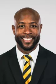Taveze Calhoun