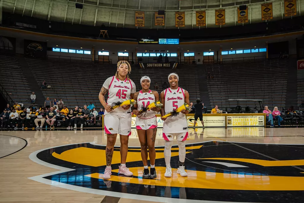 L-R: (45) Melyia Grayson, (