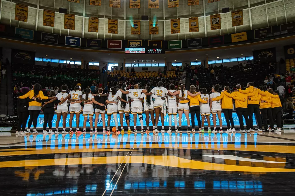 Women's Basketball Alma Mater
