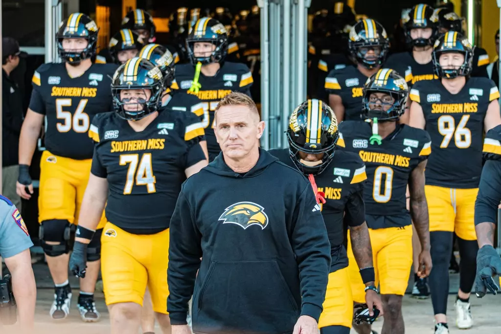 Blake Anderson run out for Arkansas State game...