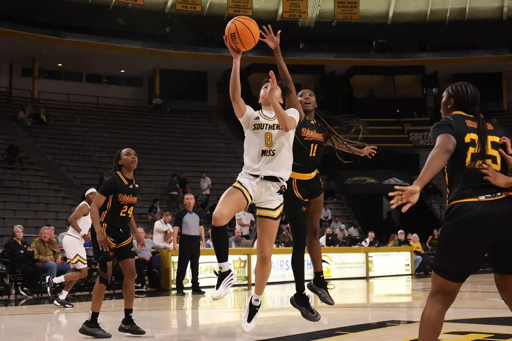 Basketball action in a game between Southern Miss and ULM in a NCAA Women's Basketball game. February 12, 2026 (Joe Harper/bgnphoto.com)