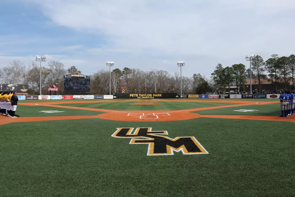 Baseball Action in a game between Southern Miss and UC Santa Barbara in a NCAA Baseball game. February 14, 2026 (Joe Harper/bgnphoto.com)