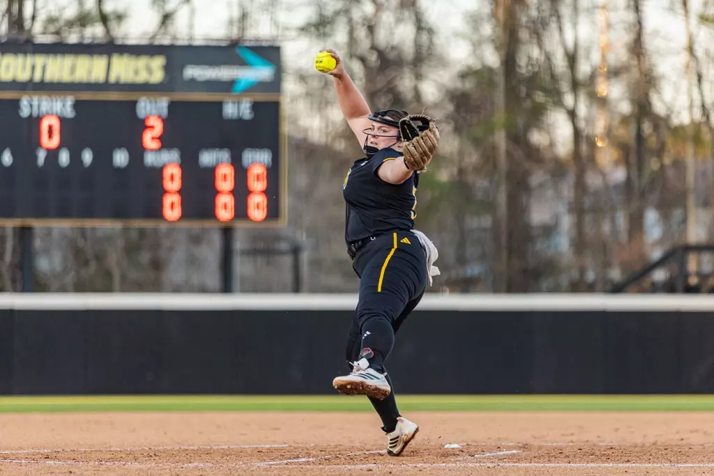 Giardina Complete Game Shutout