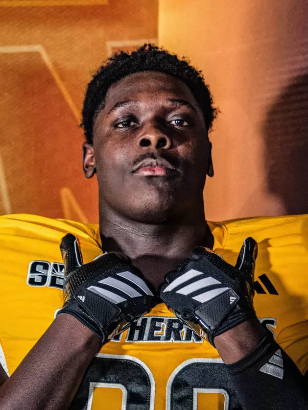 Talik Parkman Signing Day Head Shot (2026)