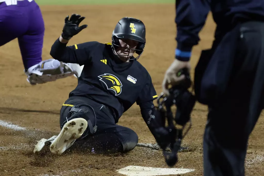 Softball Action in a game between Southern Miss and Lipscomb in a NCAA Softball game. February 7, 2026 (Joe Harper/bgnphoto.com)