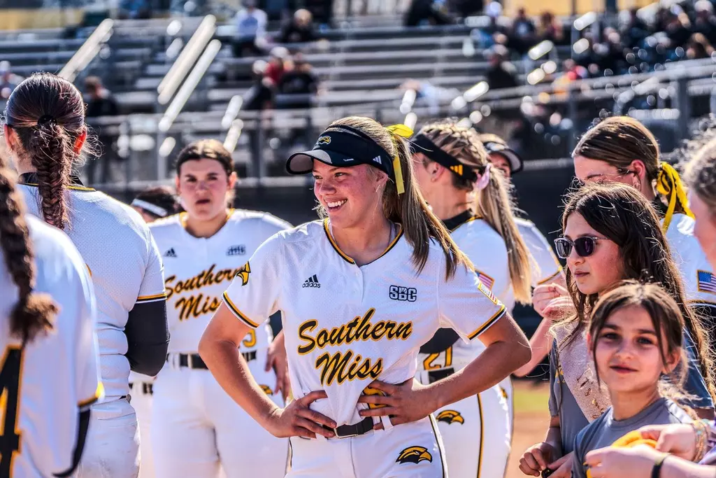 Julia Glasgow Smiling after a win