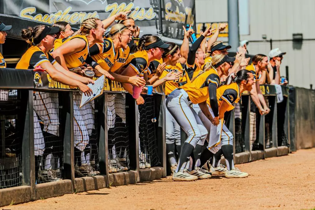SB Dugout celebrating