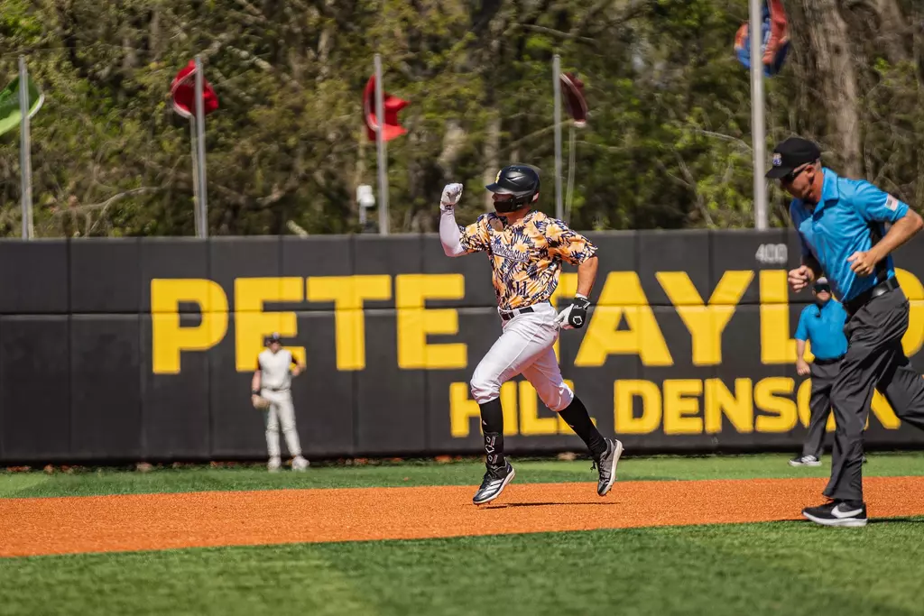 Davis Gillespie rounds the bases after his Homerun