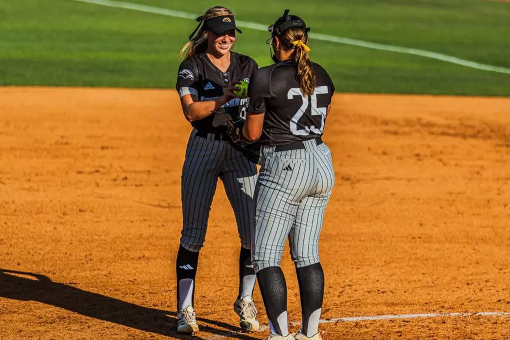 Julia Glasgow and Madilyn Graham