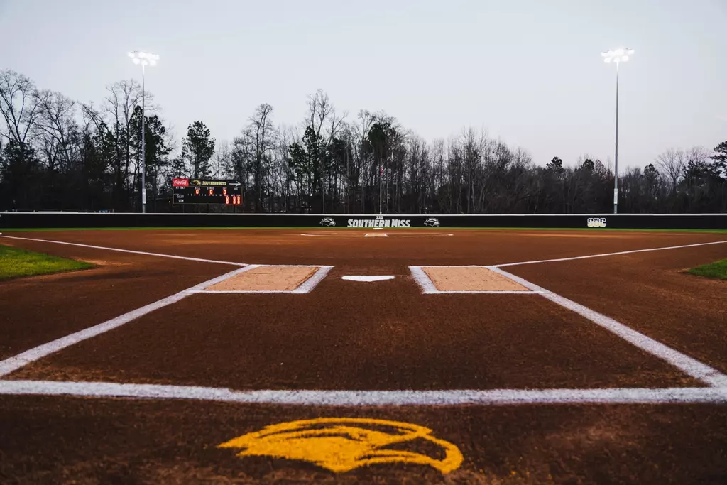 Softball adds Megan Griffith to staff