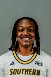 Kylie Marshall Head Shot