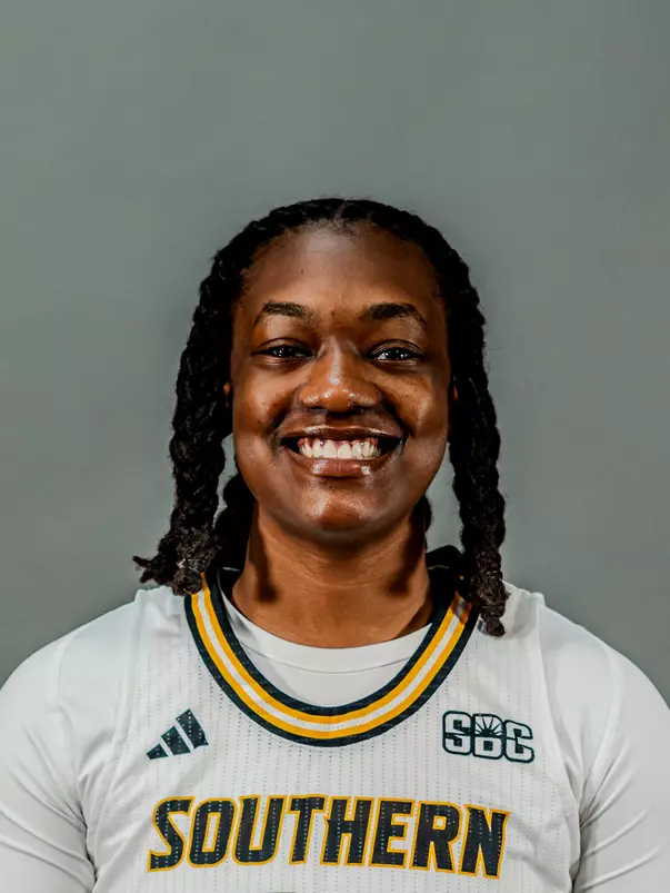 Kylie Marshall Head Shot
