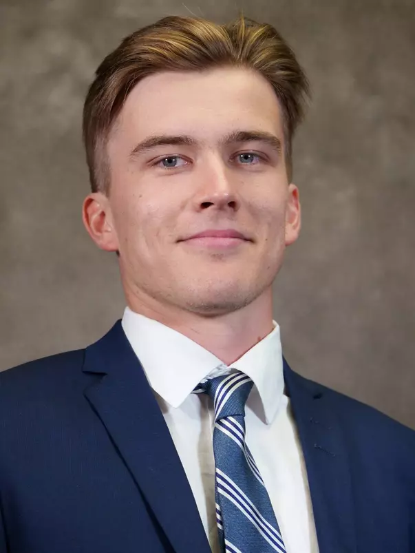 VEETI MIETTINEN 2022-23 HEADSHOT