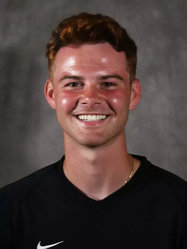 Riley Woods Headshot