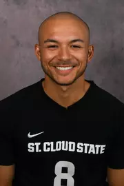 Nolan Pratumwon headshot