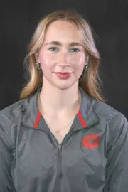 Carmen Bray 24-25 Headshot
