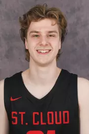 Amos Harvey headshot 2024-25