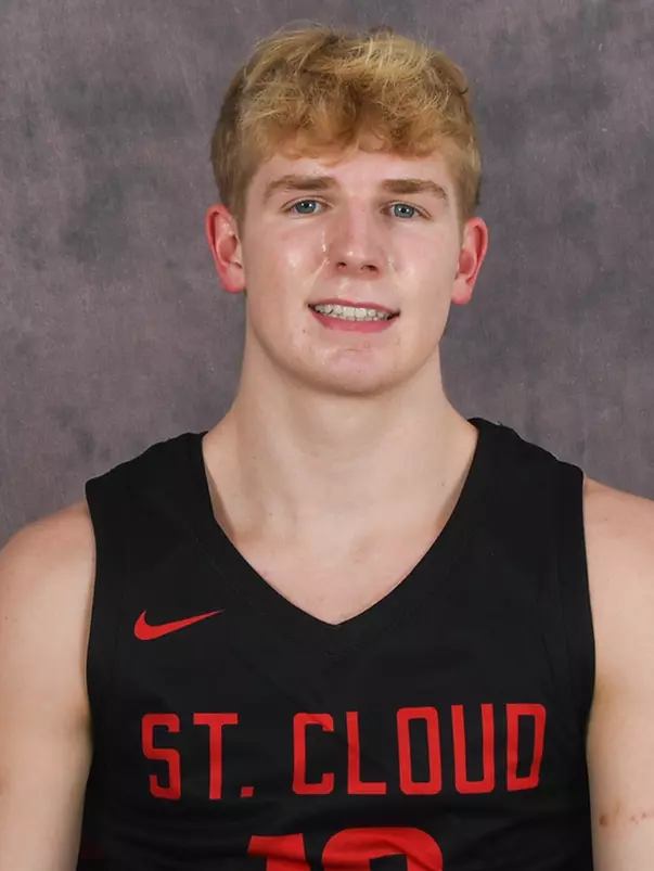 Luke Winkel headshot 2024-25