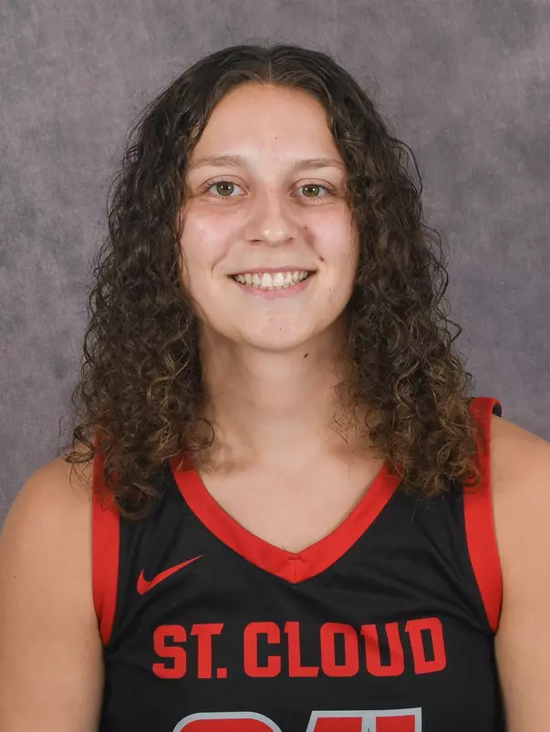 Alana Zarneke 2425