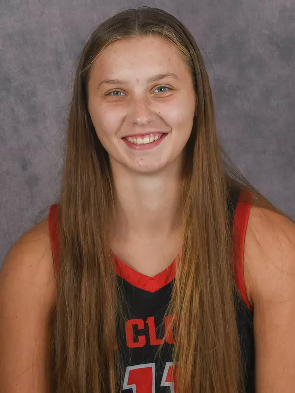 Jada Eggebrecht 2425