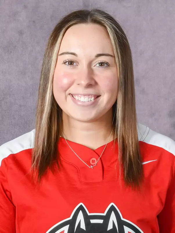 Grace Frechette 2024-25 Headshot