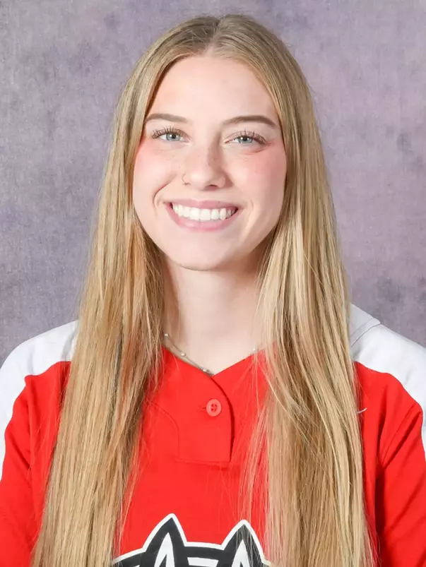 Molly Gross 2024-25 Headshot