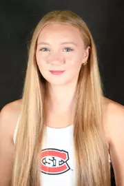 Lauren Woelfel 2025-26 Headshot