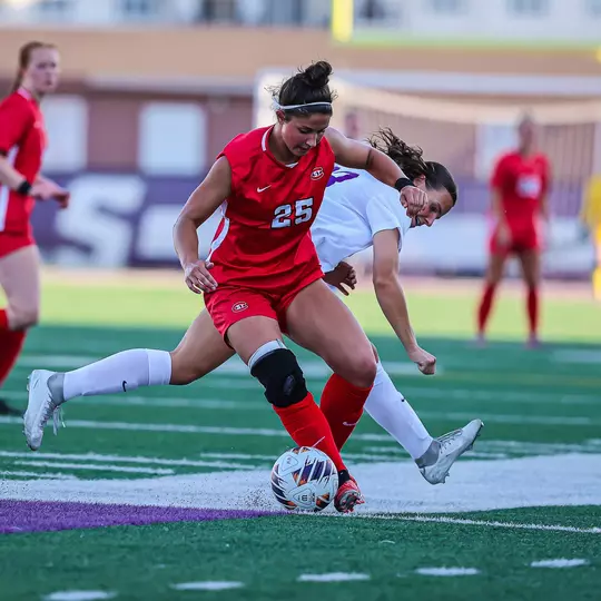 Izzy Halunen at USF