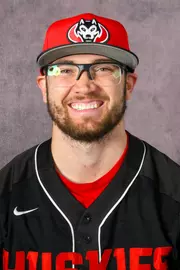 FRANKIE VOLKER 2024-25 HEADSHOT