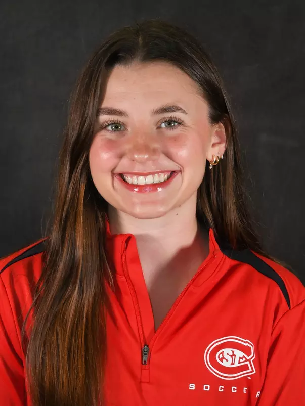 BROOKE QUAM 2025-26 HEADSHOT