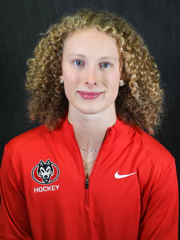 Svenja Voigt 2025-26 Headshot