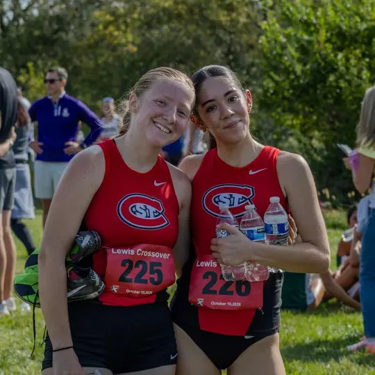 Lillian Jamison (L) and Abbygail Nunez (R) @ Lewis Crossover 10-10-26